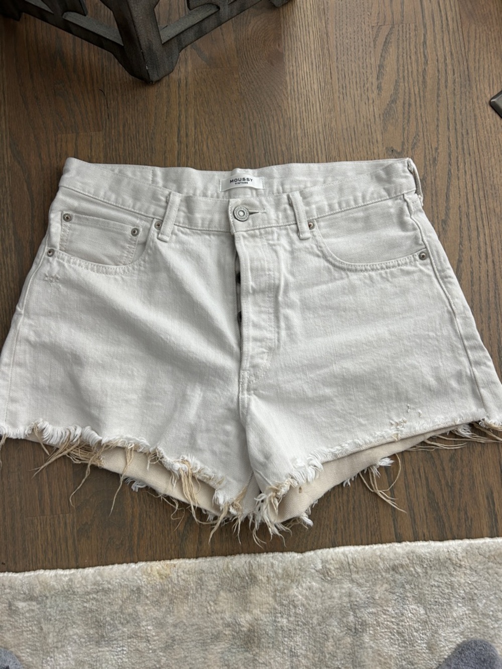 Moussy White Frayed Hem Denim Shorts